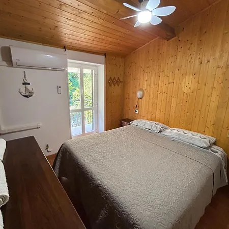 La Casa A Chiocciola Апартаменты Biassa